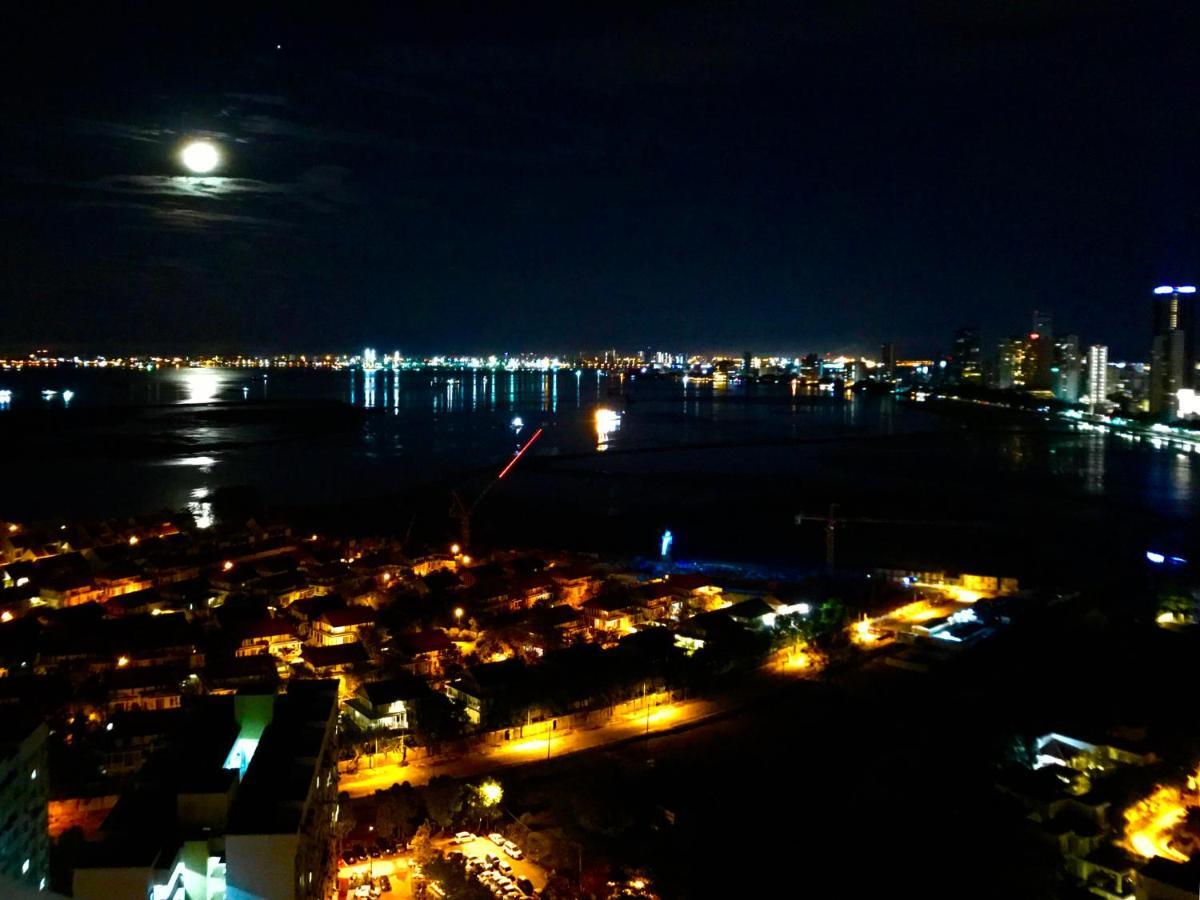 The Landmark By Katana George Town Extérieur photo